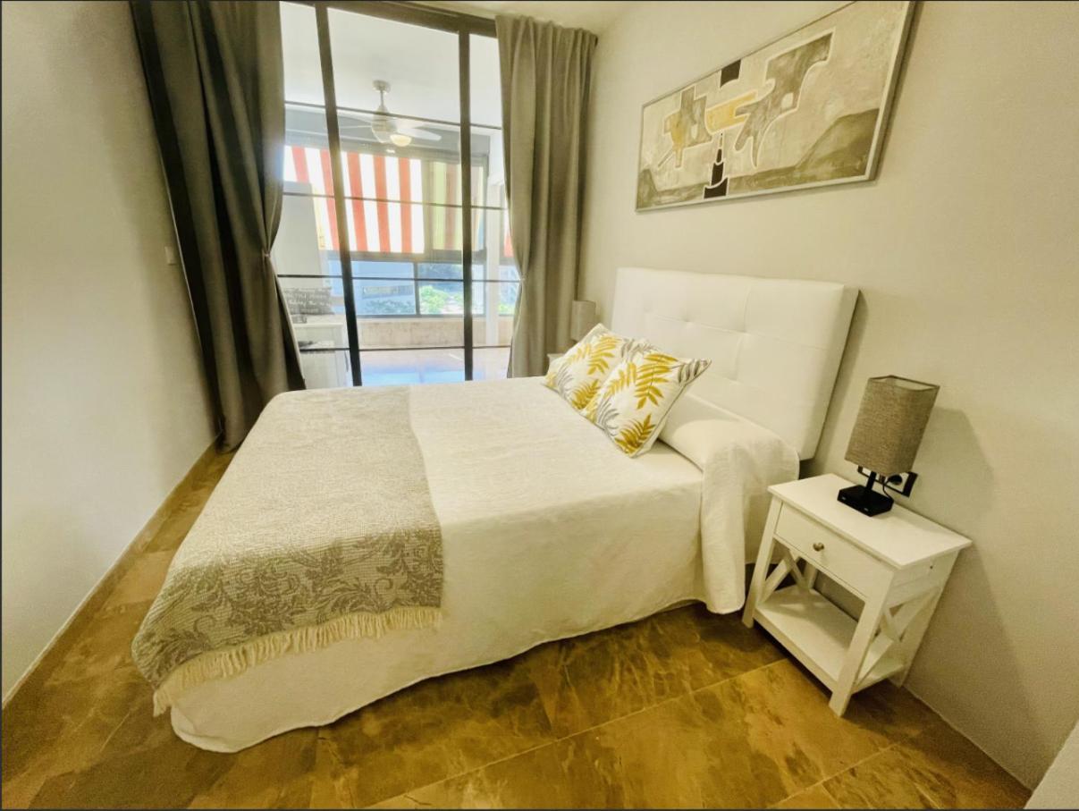 Apartamento Playa De Poniente Benidorm - Torre Dos Calas Екстериор снимка
