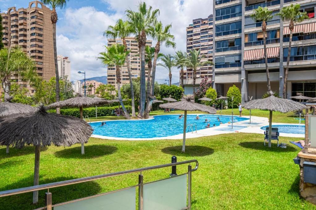 Apartamento Playa De Poniente Benidorm - Torre Dos Calas Екстериор снимка
