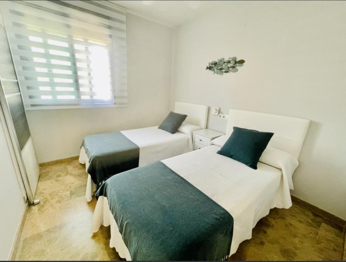 Apartamento Playa De Poniente Benidorm - Torre Dos Calas Екстериор снимка