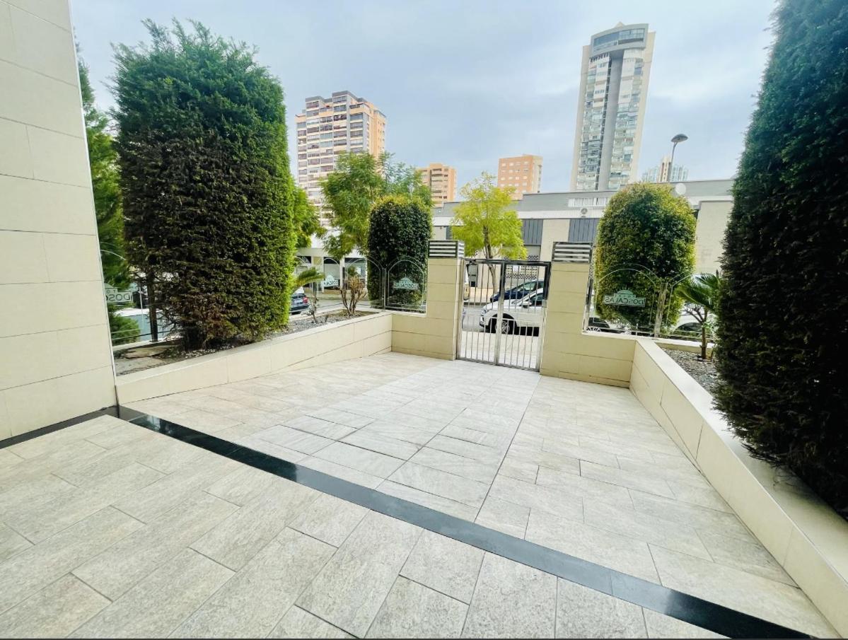 Apartamento Playa De Poniente Benidorm - Torre Dos Calas Екстериор снимка